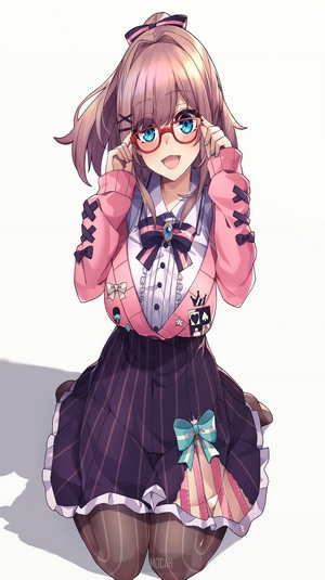 Suzuhara Lulu from Nijisanji wearing glasses and a pink jacket
