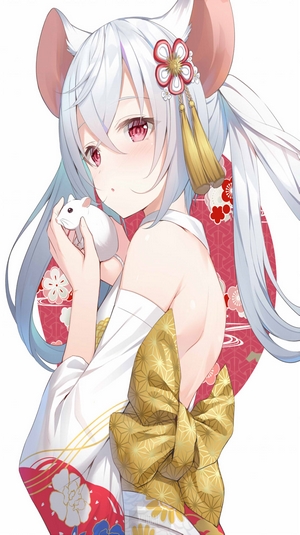 Anime girl with mouse ears and kimono holding a mouse