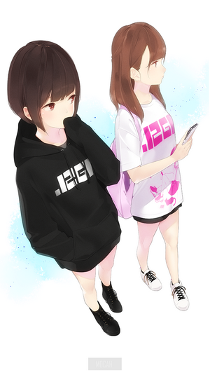 Two anime girls with short and long hair, one holding a phone