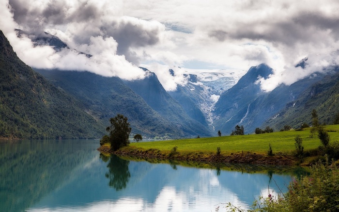Lake and Glacier in Norwegian Mountains