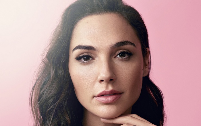 Gal Gadot looking at viewer closeup