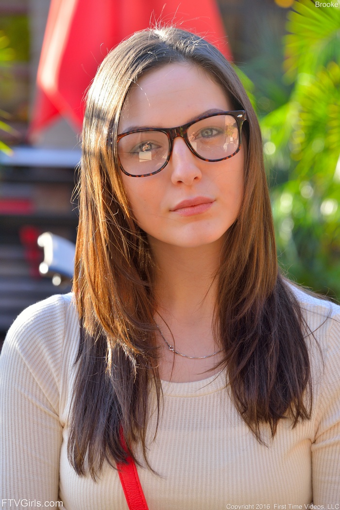 blue eyes, bokeh, women, Brooke, women with glasses, FTV Girls Magazine, model, face