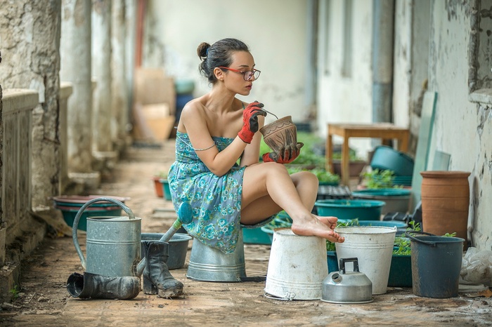 model, sitting, women, women with glasses, legs, gloves, barefoot