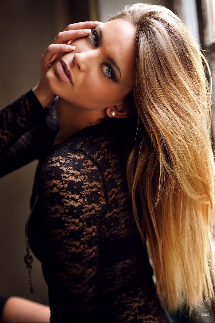 Portrait of a blonde woman by Giovanni Zacche
