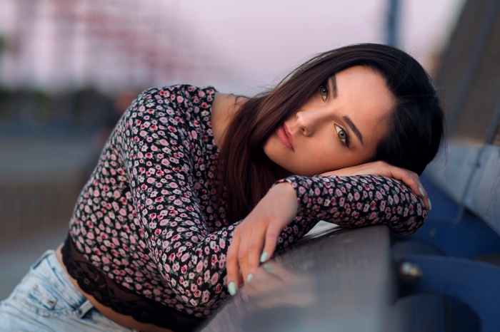 women, short tops, hair in face, women outdoors, jeans, Polish women, blue nails, face, green eyes, bokeh, portrait, looking at viewer, brunette, Kuba Brencz