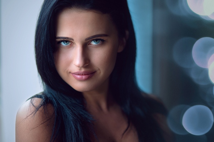 Laura Košíková portrait with bokeh background