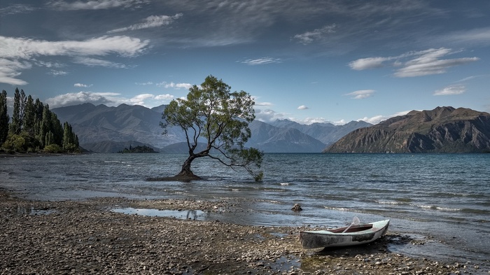 nature, Lake Wanaka, New Zealand, boat, mountains, water