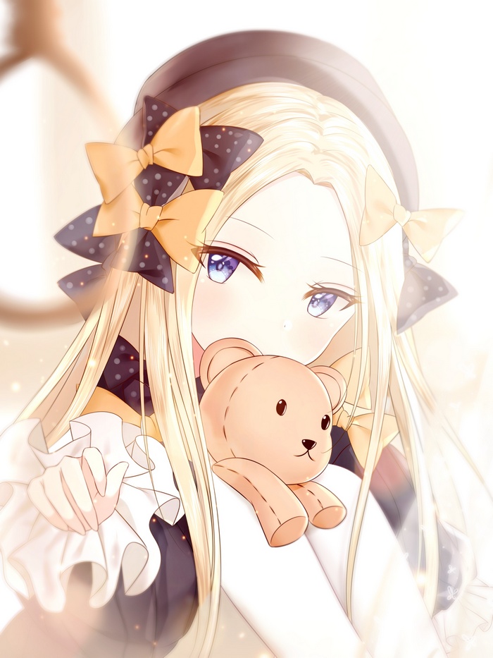Abigail Williams from Fate/Grand Order with a teddy bear