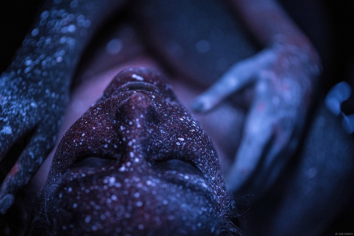 Model with glowing paint by Egor Zhinkov