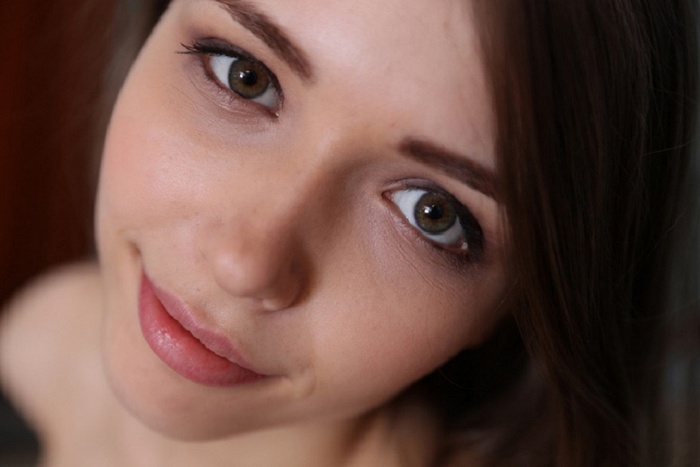 teens, brunette, brown eyes, closeup, Mila Azul