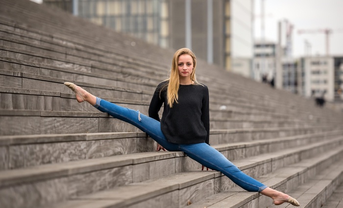 spread legs, stairs, women, stretched out, urban, women outdoors
