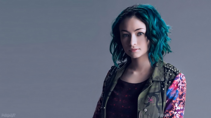 Jodelle Ferland as Five from Dark Matter