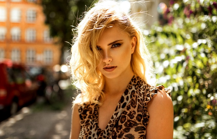 Carla Sonre portrait outdoors in sunlight