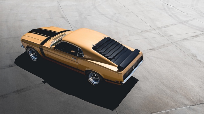 Ford Mustang Boss 302 from above