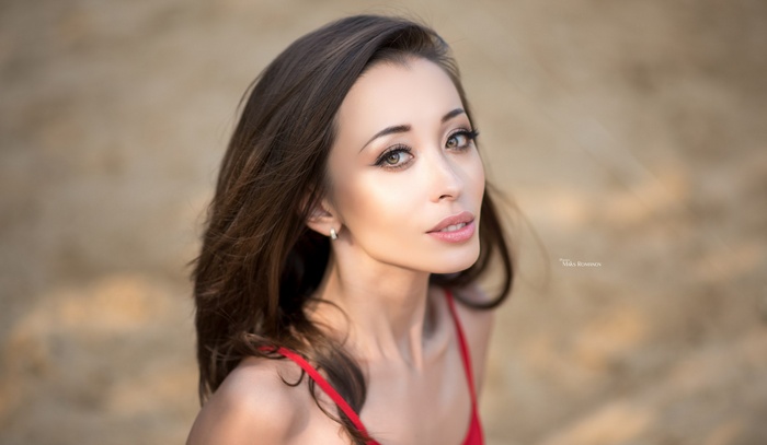 Portrait of a woman by Maksim Romanov