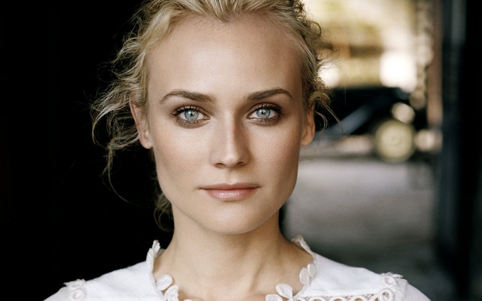 Diane Kruger blonde actress with blue eyes