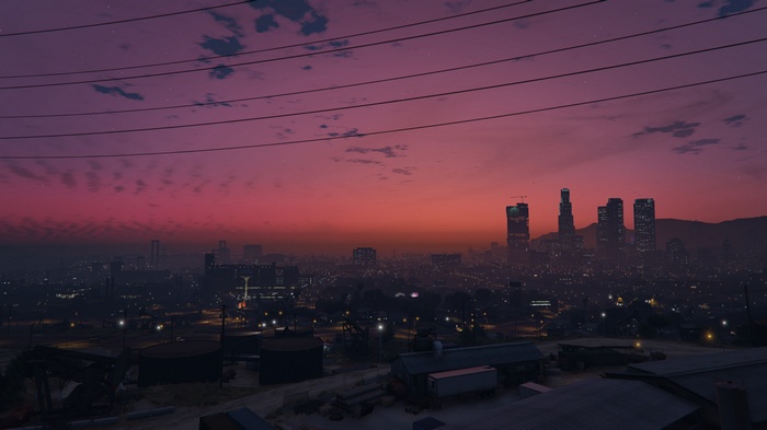 Cityscape at sunset in Grand Theft Auto V