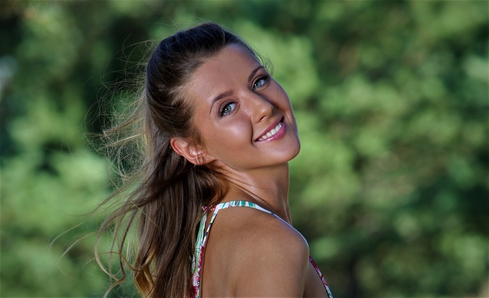 Model Sybil A Women Blue Eyes Kailena Smiling Looking At Viewer