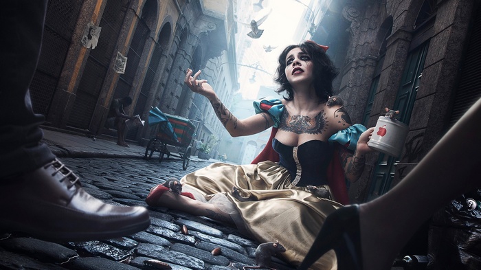 Snow White in a gritty urban setting