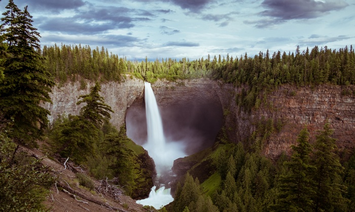 Helmcken Falls in Wells Gray Provincial Park, British Columbia