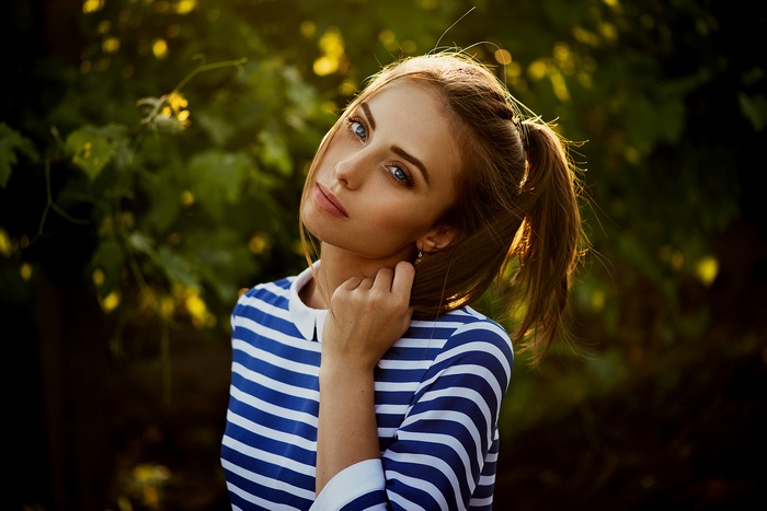 Natalya Ann Nevreva portrait outdoors