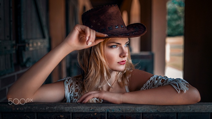 blue eyes, portrait, tanned, hat, women, depth of field, face, blonde, Carla Sonre, Damian Piórko, looking away