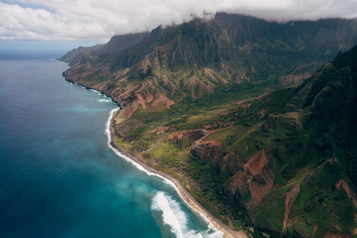 Aerial view of Na Pali Coast, Kauai, Hawaii