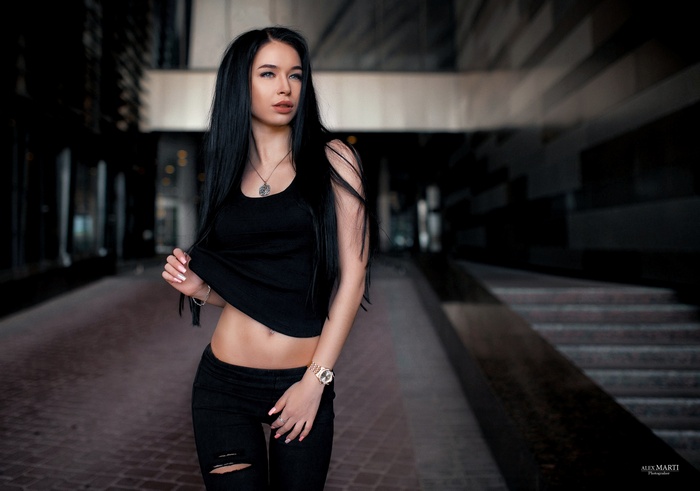 black clothing, T-shirt, women, pants, Anastasia Rumiantseva, brunette, portrait, belly, the gap, black hair, depth of field, pierced navel, necklace