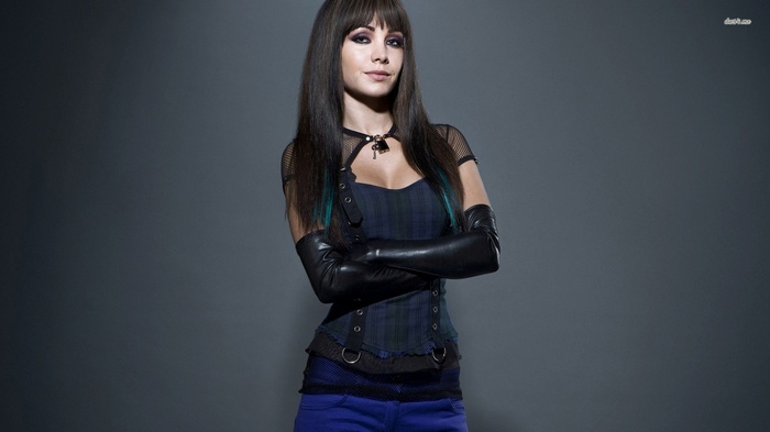 Ksenia Solo as Zoë from Lost Girl