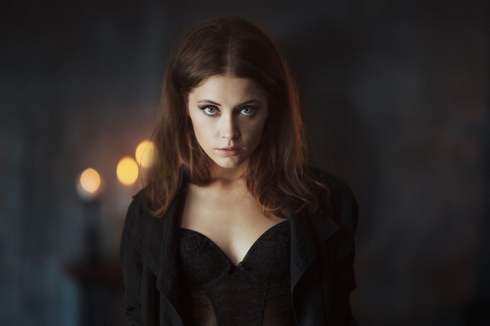 Ksenia Kokoreva portrait by Maxim Maximov