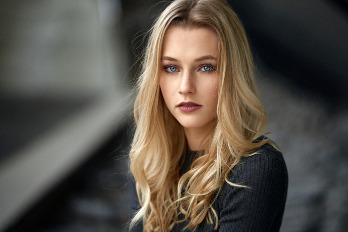 Portrait of a blonde woman with blue eyes
