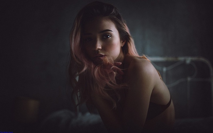 Michelle Lit portrait with pink hair