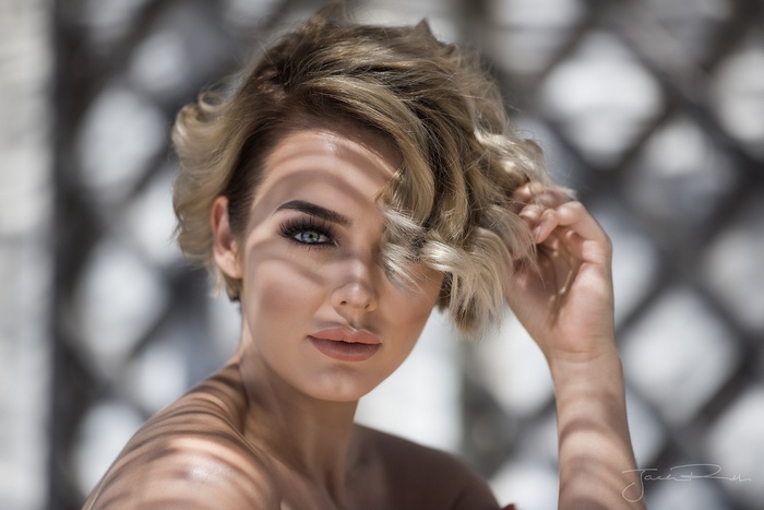 Portrait of Rosie Robinson with blonde hair