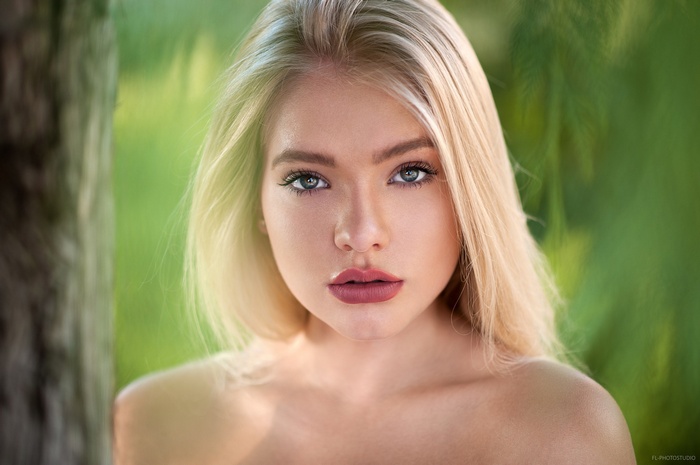 bare shoulders, women, portrait, Anna Maradan, model, juicy lips, blonde, Lods Franck