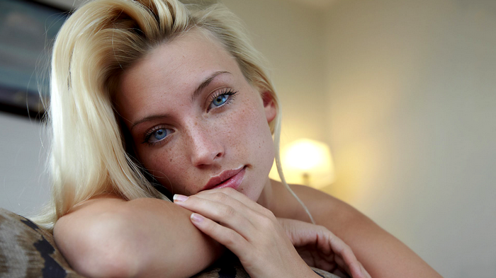 blue eyes, lamp, eyes, blonde, women