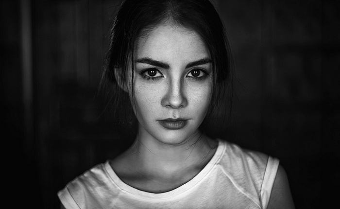 Monochrome portrait of a young woman