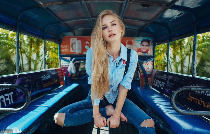 Straight Hair Long Hair Barefoot Looking At Viewer Evgeny Freyer Sitting Model Pants 