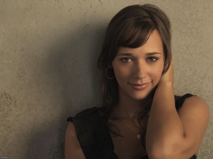 Rashida Jones smiling