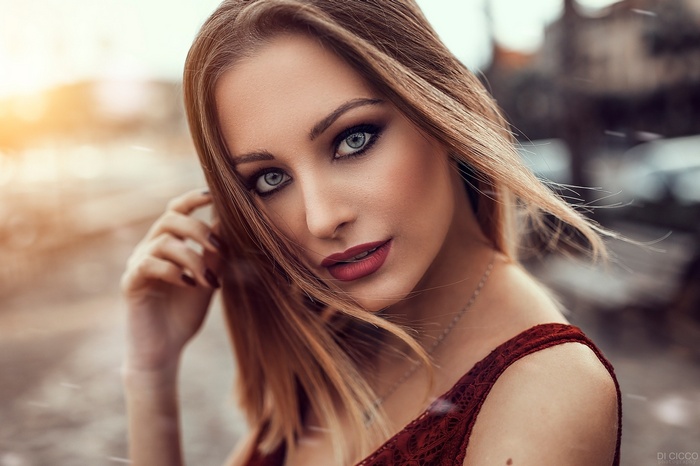 Woman by Alessandro Di Cicco