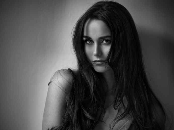 Monochrome portrait of a woman