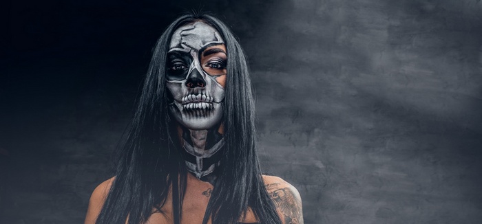 Woman with skull makeup for Dia de los Muertos