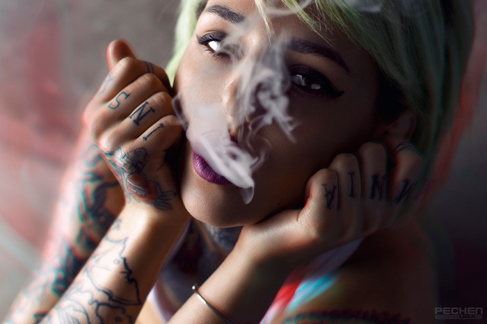 Anuta Bessonova smoking with tattoos