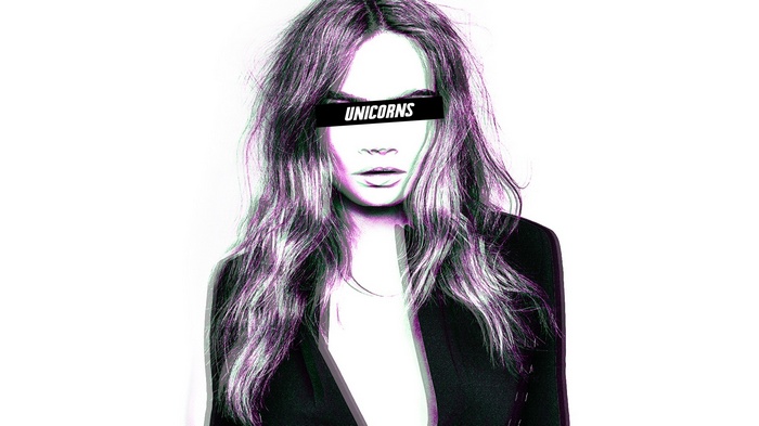 Woman with 'UNICORNS' censored over eyes