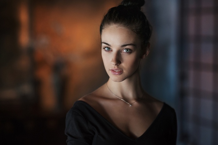 face, Alla Berger, blue eyes, cleavage, portrait, black clothing, women, Maxim Maksimov, brunette
