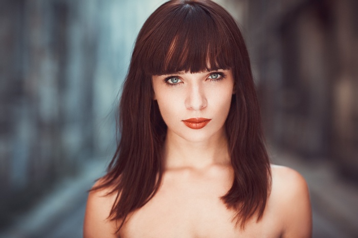 Brunette Portrait Women Face Bare Shoulders Depth Of Field Looking At Viewer Red Lipstick