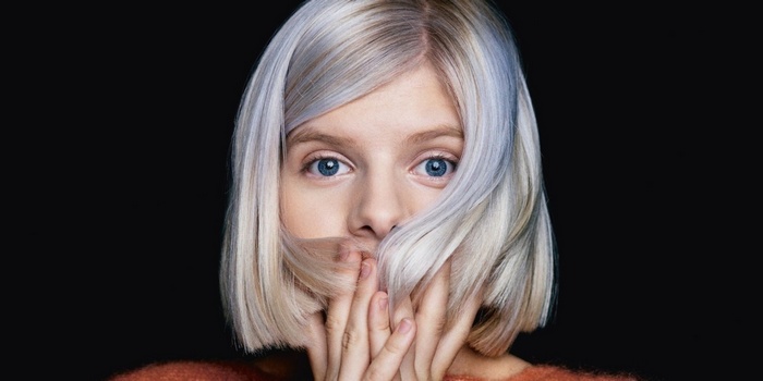 hair in face, singer, women, norwegian, musician, short hair, blue eyes, looking at viewer, Aurora Aksnes, white hair