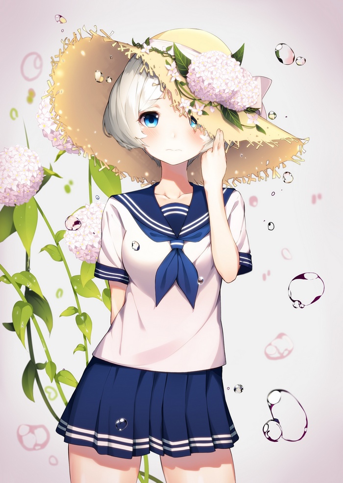 Anime girl with short gray hair and blue eyes wearing a sailor uniform and straw hat