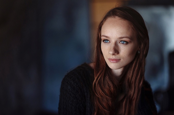 redhead, Maxim Maksimov, looking away, blue eyes, Anna Pavlova, freckles, women, fiery eyes, face