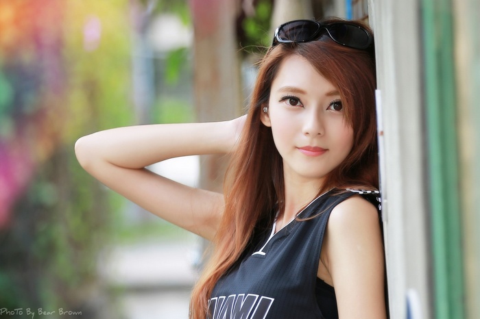 women, redhead, long hair, women outdoors, women with glasses, auburn hair, looking at viewer, Asian, brown eyes