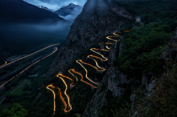 landscape, lights, long exposure, mountains, France, valley, clouds, mist, rocks, hairpin turns, trees, car, road, evening